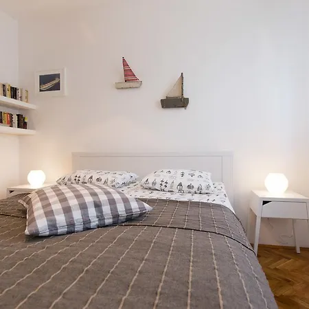 Captain'S Apartment With Sea View Kraljevica Exterior photo